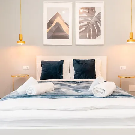 Bloom Ultracentral *