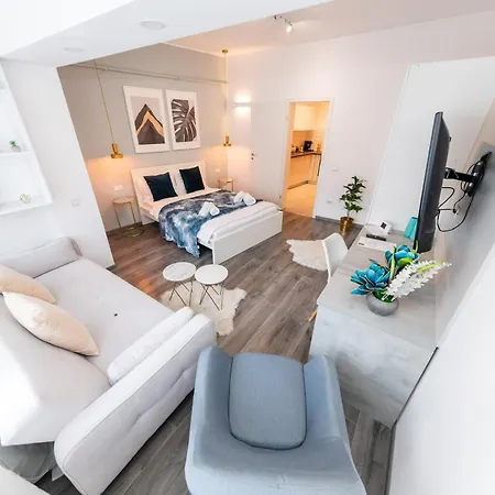 Bloom Ultracentral בוקרשט